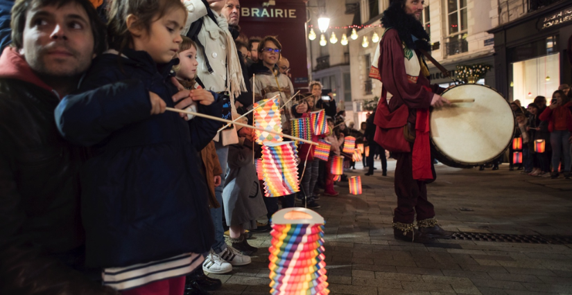 Défilé aux lampions pour les enfants de Blois
