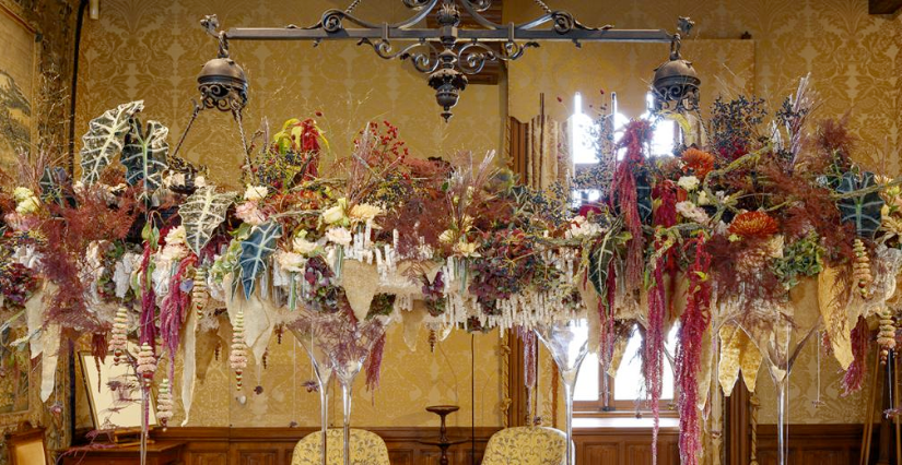 "Quand fleurir est un art" : installations florales contemporaines dans les espaces du château de Chaumont-sur-Loire